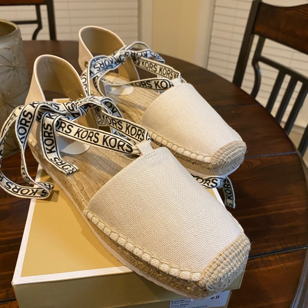 Michael Kors Espadrille Sandal…Size 8…